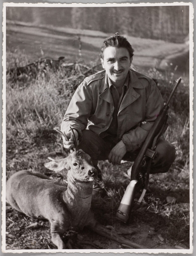 FJ Temple - chasseur - 1945